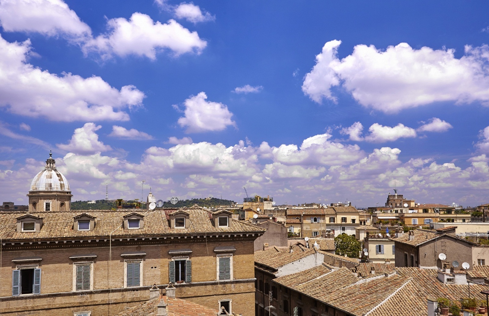1436168617_Roofs_of_Rome.jpg